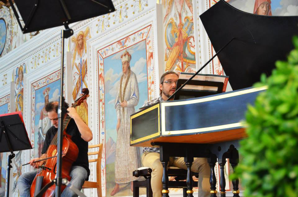 Rehearsing at Innsbruck Early Music Festival 2013. Rami Alqhai, Javier Núñez Rehearsing at Innsbruck Early Music Festival 2013. Rami Alqhai, Javier Núñez